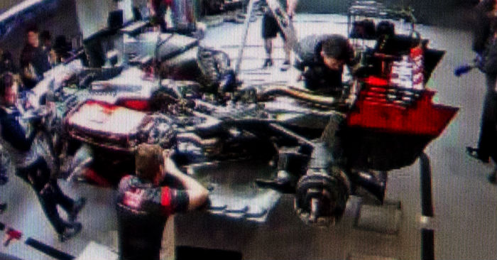 Haas VF-17