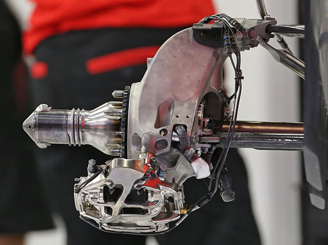 Marussia MR03