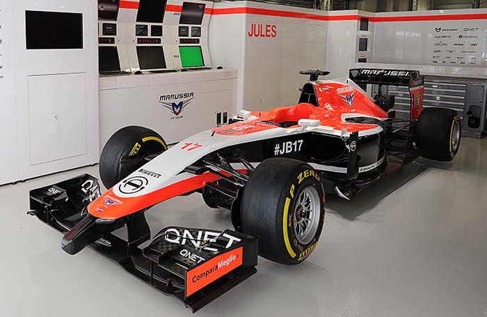 Marussia MR03