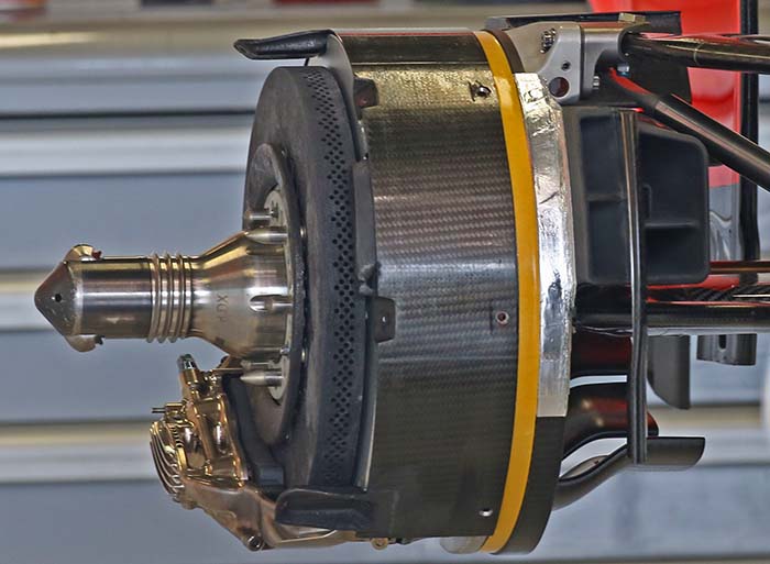 Marussia MR03