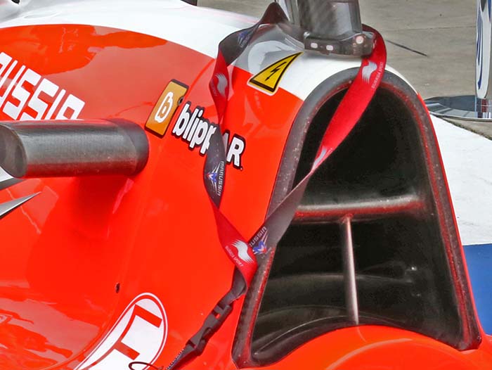 Marussia MR03