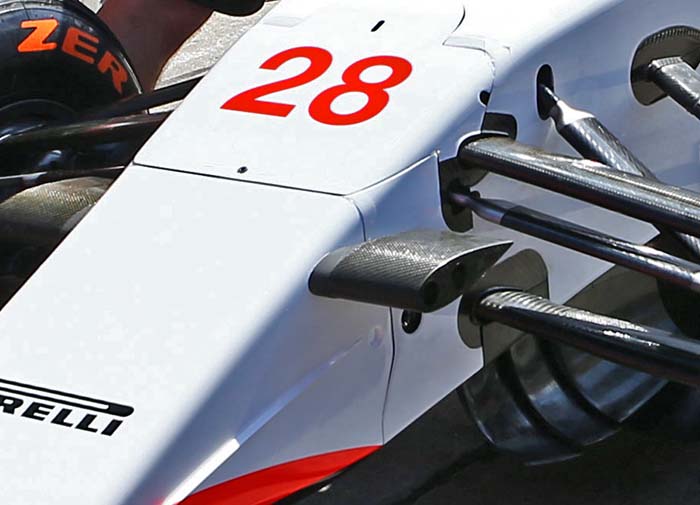 Marussia MR03