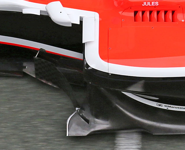 Marussia MR03