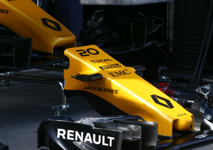 Renault RS16