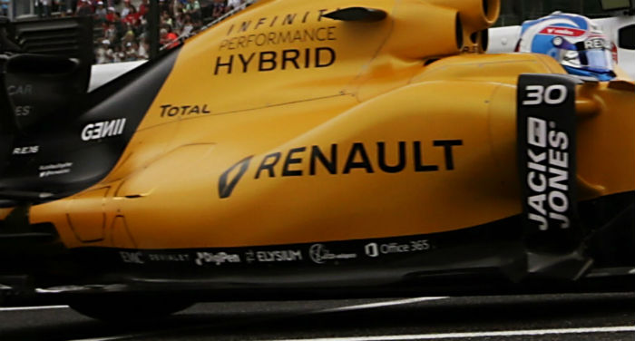 Renault RS16