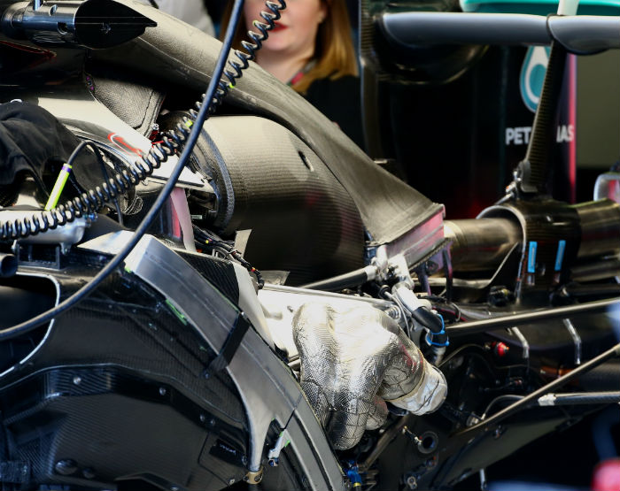 Mercedes W07 Hybrid