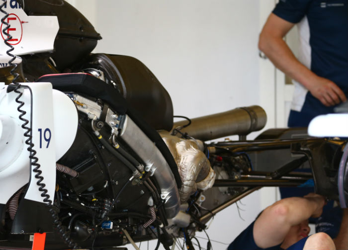 Williams FW38