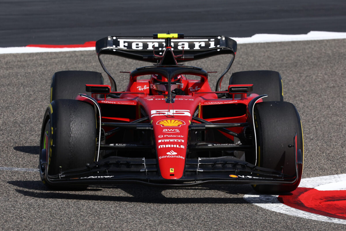 Motor Racing - Formula One Testing - Day Two - Sakhir, Bahrain